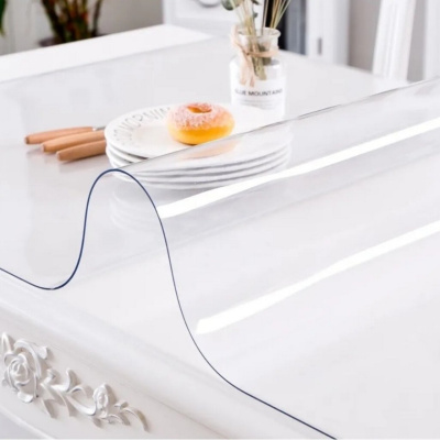 Скатерть прозр. гибкое стекло Dekorelle 0,8*60*140см