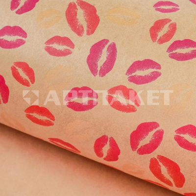 Бумага упаковочная крафтовая «Поцелуи», 50 × 70 см 2874674