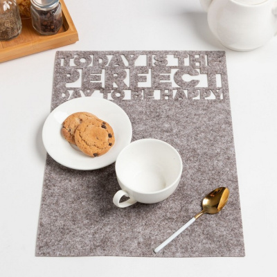 Салфетка декоративная "Perfect day" 40см фетр 5065894